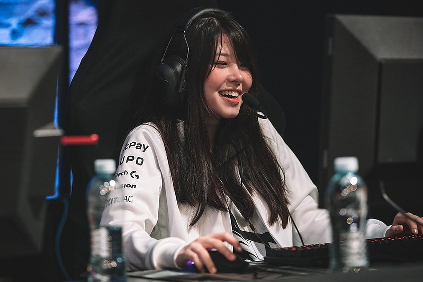 Jugador profesional demandó al equipo de LoL, cree que fue abusada como una mordaza de relaciones públicas
