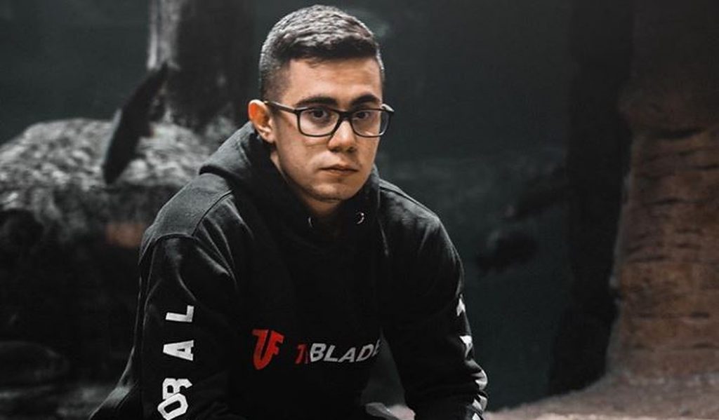 LoL-Twitch-TF-Blade.v1 "class =" lazy lazy-hidden wp-image-531189 "srcset =" https://images.mein-mmo.de/medien/2020/07/LoL-Twitch-TF- Blade.v1-e1596129354243-1024x599.jpg 1024w, https://images.mein-mmo.de/medien/2020/07/LoL-Twitch-TF-Blade.v1-e1596129354243-300x175.jpg 300w, https: // images.mein-mmo.de/medien/2020/07/LoL-Twitch-TF-Blade.v1-e1596129354243-150x88.jpg 150w, https://images.mein-mmo.de/medien/2020/07/LoL -Twitch-TF-Blade.v1-e1596129354243-768x449.jpg 768w, https://images.mein-mmo.de/medien/2020/07/LoL-Twitch-TF-Blade.v1-e1596129354243.jpg 1380w "datos -lazy-tamaños = "(ancho máximo: 1024px) 100vw, 1024px"> Riot Games ha comenzado a disolver su programa de afiliados.
<p>Los streamers como TFBlade son jugadores excepcionalmente fuertes, pero hacen un pequeño esfuerzo para mantener los malos sentimientos que surgen de una derrota bajo control: esto se llama inclinación.</p>
<p>En cambio, sus fanáticos ahora esperan que se enojen terriblemente y coqueteen salvajemente, lo que entretiene a la audiencia en Twitch. Riot Games pareció tolerar este comportamiento durante mucho tiempo, pero ahora hay consecuencias:</p>
<p>LoL está lanzando sus serpentinas más grandes de Twitch fuera del programa de socios</p>
<p> <script async src=