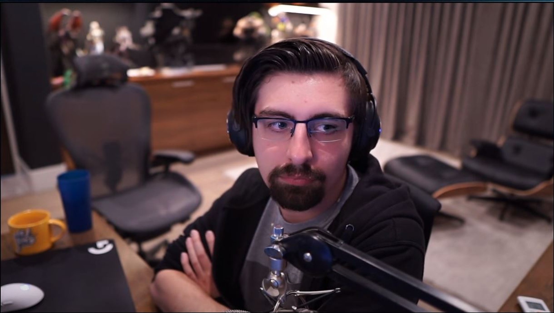 Shroud explica por qué transmite en Twitch, no en YouTube o Facebook