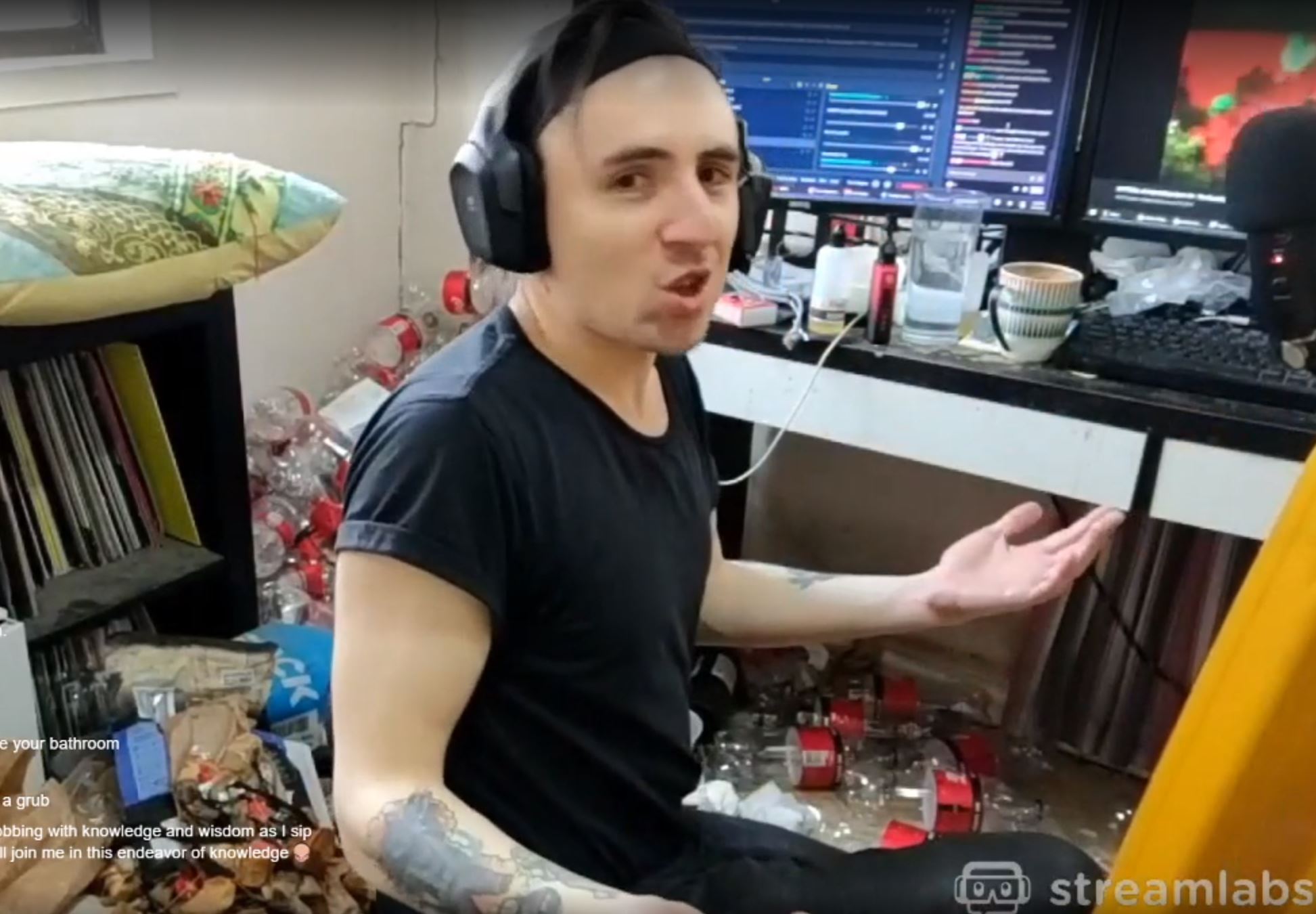 El streamer de Twitch está buscando WoW Classic, muestra un apartamento completamente destrozado