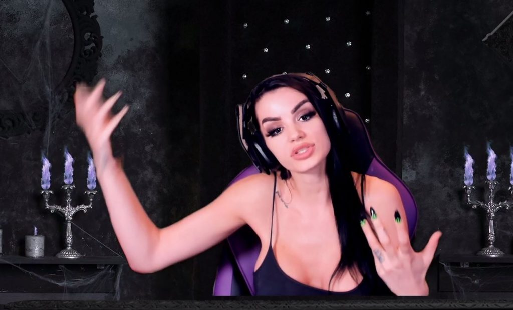 twitch-paige "class =" wp-image-611563 "srcset =" http://dlprivateserver.com/wp-content/uploads/2020/11/WWE-despide-a-la-luchadora-probablemente-porque-esta-transmitiendo-en.jpg 1024w, https: // imágenes .mein-mmo.de / medien / 2020/11 / twitch-paige.v1-300x181.jpg 300w, https://images.mein-mmo.de/medien/2020/11/twitch-paige.v1-150x91. jpg 150w, https://images.mein-mmo.de/medien/2020/11/twitch-paige.v1-768x465.jpg 768w, https://images.mein-mmo.de/medien/2020/11/ twitch-paige.v1-1536x929.jpg 1536w, https://images.mein-mmo.de/medien/2020/11/twitch-paige.v1.jpg 1787w "tamaños =" (ancho máximo: 1024px) 100vw, 1024px "> La luchadora Paige tiene éxito en Twitch.    

<p>Los luchadores de la WWE no son empleados permanentes, sino trabajadores autónomos. Sienten el bloqueo con sensibilidad. Muchos luchadores que están de gira durante todo el año de repente se quedan atrapados en casa, ya no tienen contacto con los fanáticos y sus oportunidades de ingresos desaparecen.</p>
<p>Por lo tanto, muchos luchadores han ganado algo en los últimos meses transmitiendo en Twitch o enviando mensajes por dinero a través de plataformas como Cameo. </p><div class=