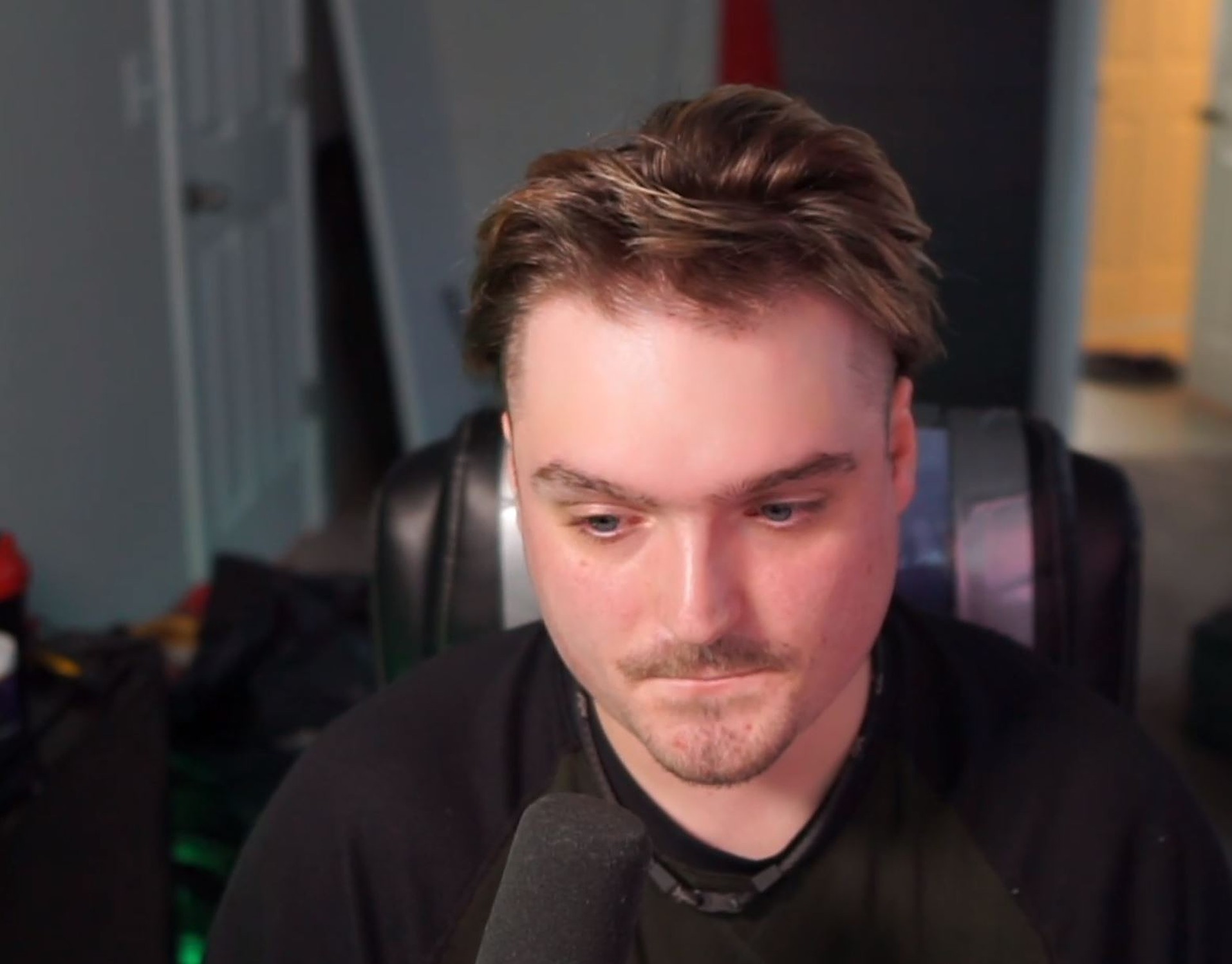 Streamer se ve tan horrible en Leak que detiene a Twitch y huye