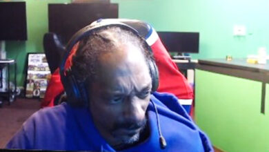 Snoop Dogg está en vivo en Twitch durante 15 minutos, jugando, enojándose y saliendo