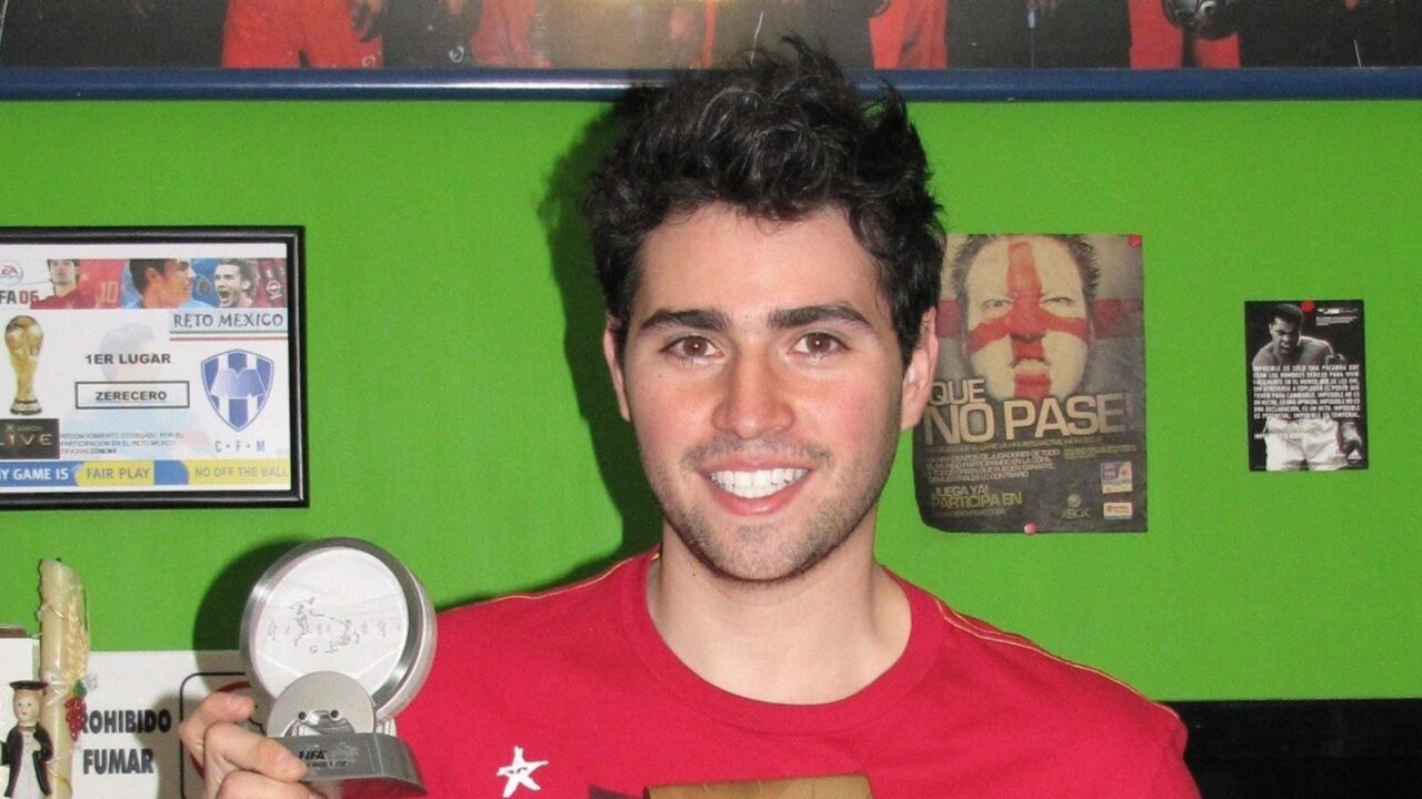 FIFA 21: el jugador profesional y gerente de EA Sports terminan esposado después de recibir la vacuna contra el Covid-19