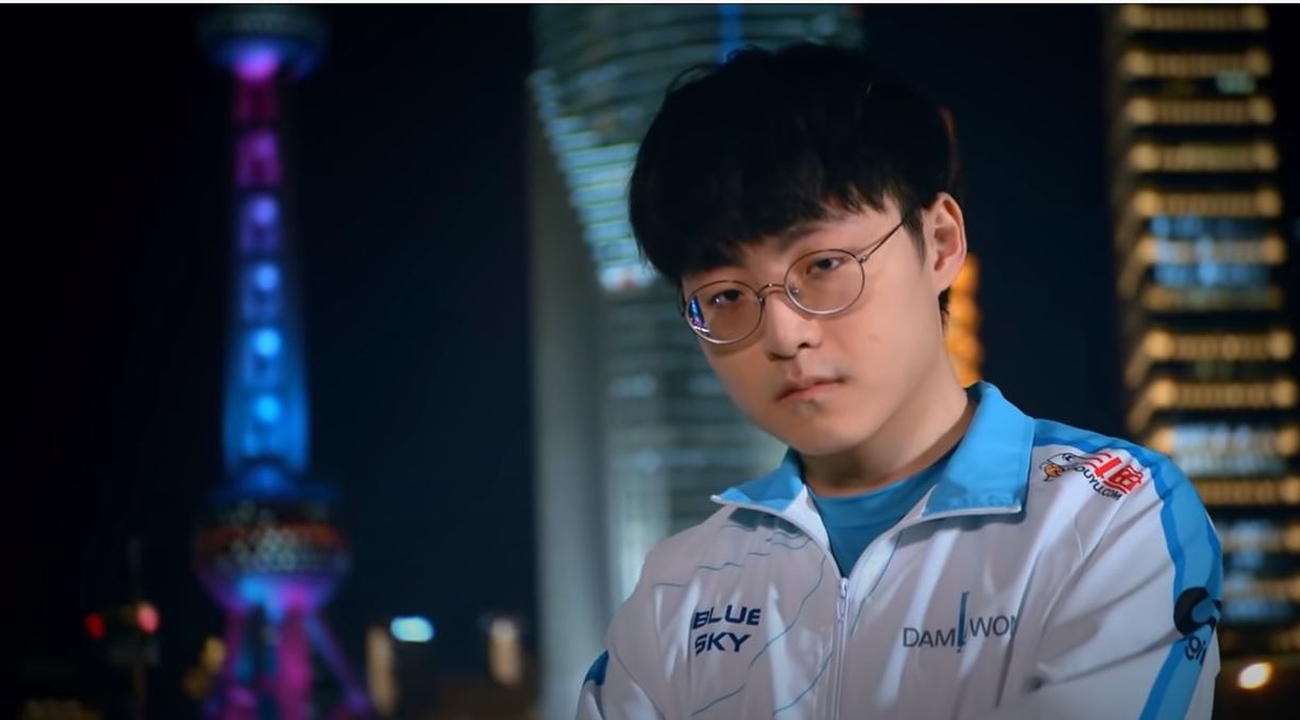 LoL tiene un equipo superior real de nuevo, pero los fanáticos temen la venta de China