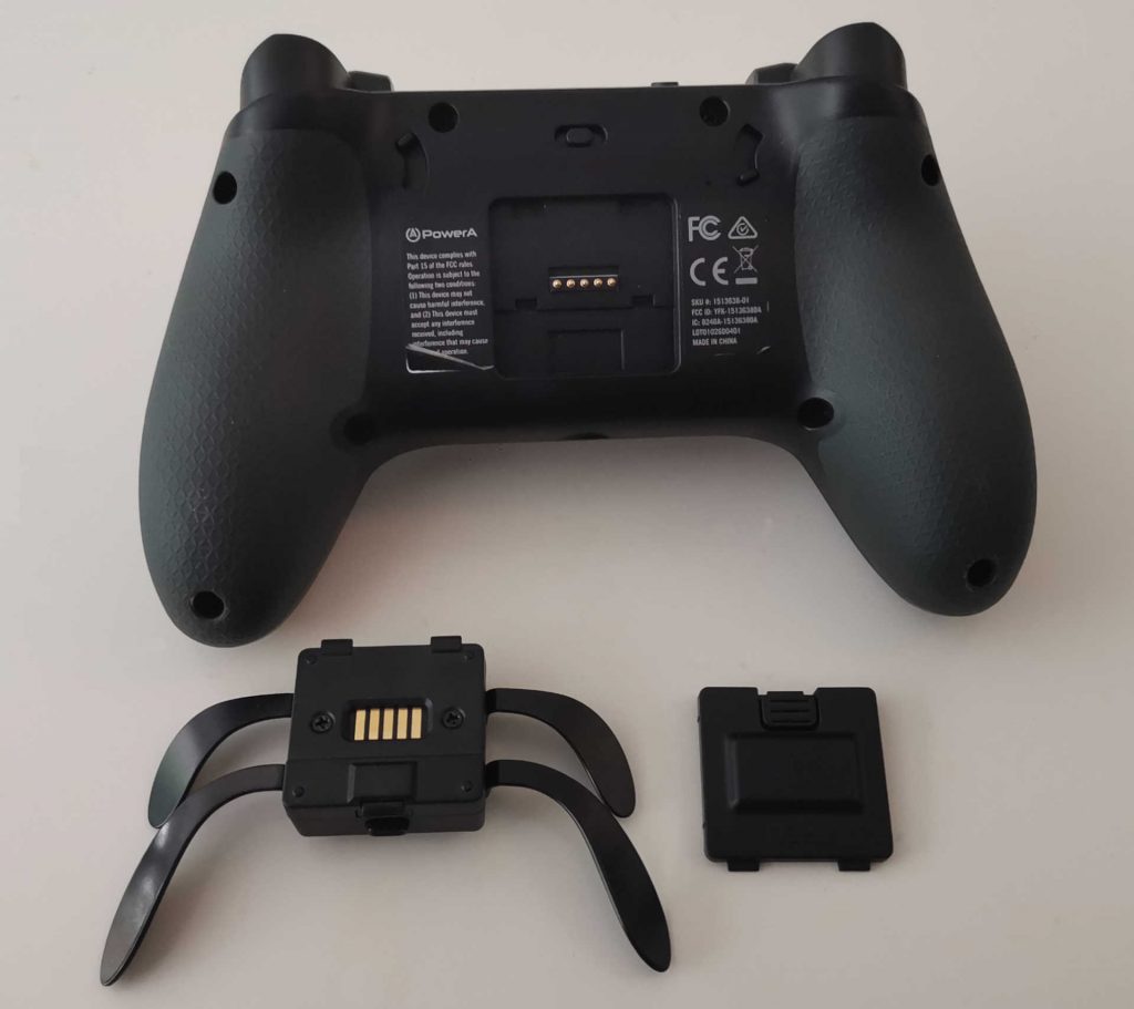 powera fusion pro wireless para ps4 back con módulo y solapa "class =" wp-image-698541 "srcset =" https://images.mein-mmo.de/medien/2021/07/powera-fusion-pro-wireless- para-ps4-backside-with-module-and-flap-1024x911.jpg 1024w, https://images.mein-mmo.de/medien/2021/07/powera-fusion-pro-wireless-fuer-ps4-rueckseite -mit-module-and-flap-300x267.jpg 300w, https://images.mein-mmo.de/medien/2021/07/powera-fusion-pro-wireless-fuer-ps4-rueckseite-mit-modul- und-klappe-150x134.jpg 150w, https://images.mein-mmo.de/medien/2021/07/powera-fusion-pro-wireless-fuer-ps4-rueckseite-mit-modul-und-klappe-768x684 .jpg 768w, https://images.mein-mmo.de/medien/2021/07/powera-fusion-pro-wireless-fuer-ps4-rueckseite-mit-modul-und-klappe-1536x1367.jpg 1536w, https : //images.mein-mmo.de/medien/2021/07/powera-fusion-pro-wireless-fuer-ps4-rueckseite-mit-modul-und-klappe.jpg 1920w "tamaños =" (ancho máximo: 1024px) 100vw, 1024px