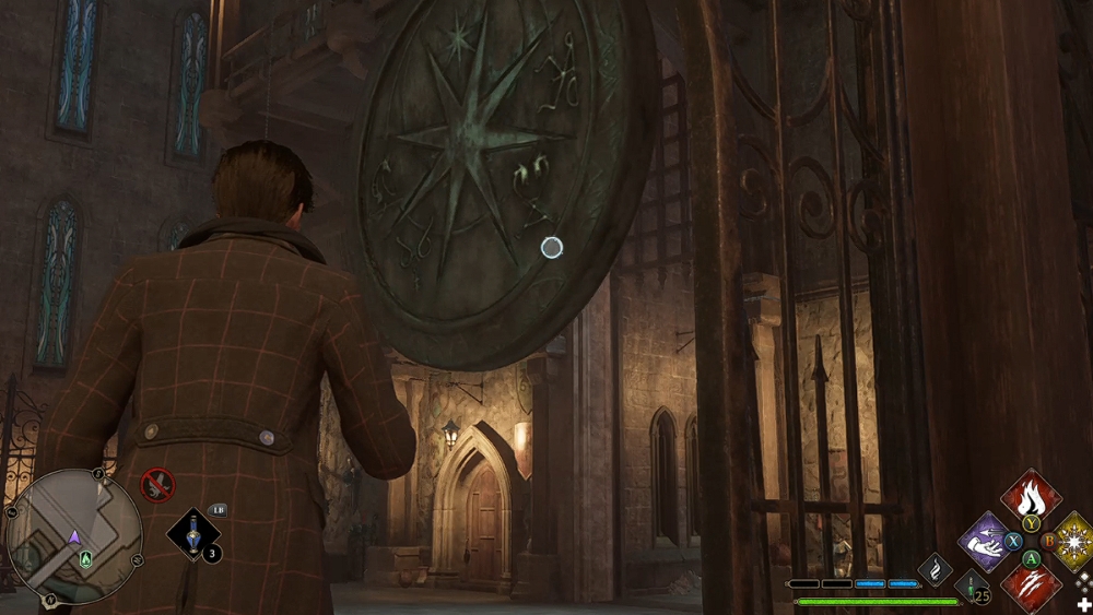 Reloj de péndulo del legado de Hogwarts.