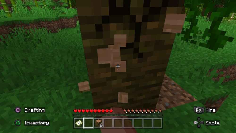 Recolectando madera en Minecraft