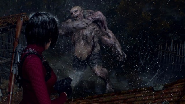 Ada Wong hace retroceder a El Gigante en Resident Evil 4 Remake