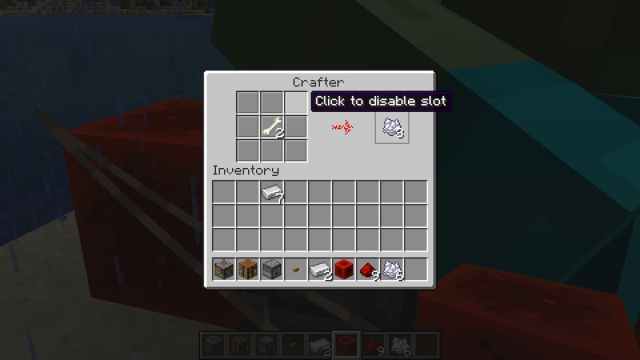 Usando un Crafter en Minecraft 1.21