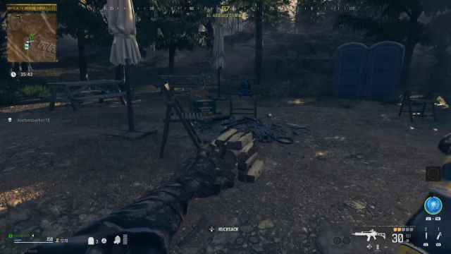 Lanza un cóctel Molotov para conseguir el beneficio Jugger-Nog gratis en MW3 Zombies