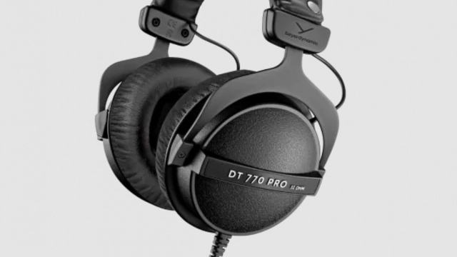 Beyerdynamic DT 770 PRO Auriculares cerrados para juegos audiófilos 32 ohmios