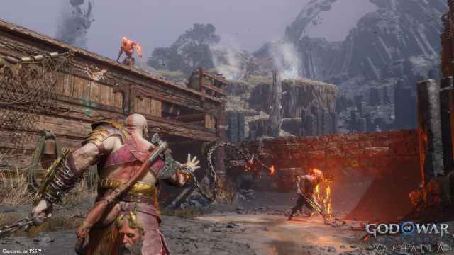 Escena de batalla de God of War Ragnarok: Valhalla