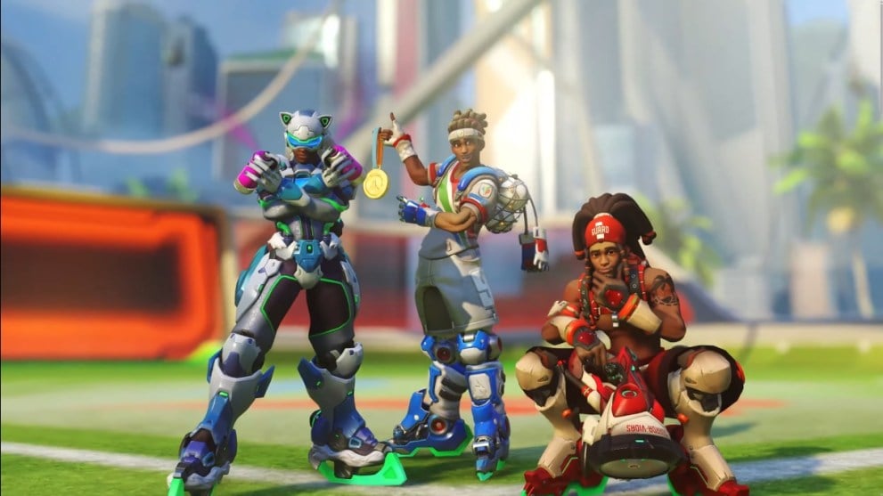 Pantalla post-partido de Overwatch Summer Games 2 Temporada 11 con tres lucios en el campo posando