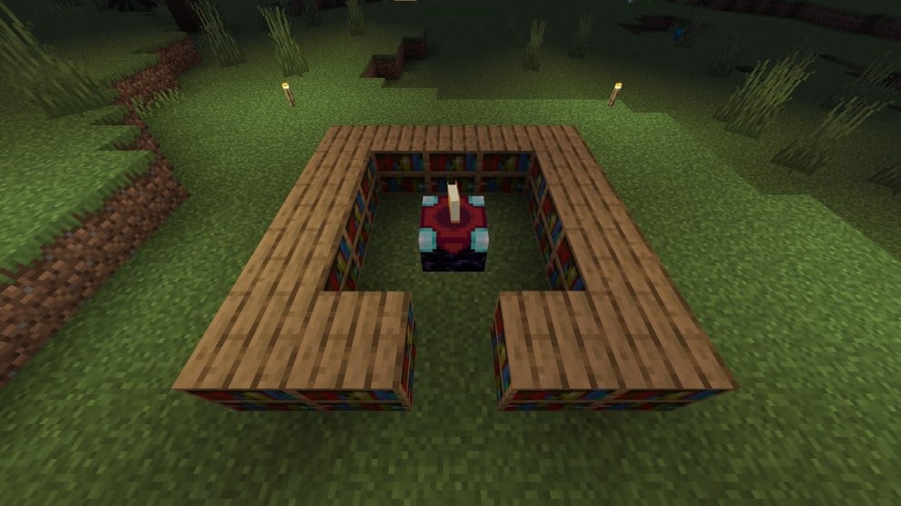 Otra forma de instalar estantes alrededor de una mesa de encantamientos en Minecraft.